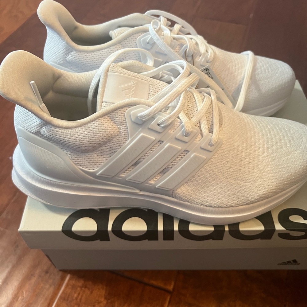 Adidas UBOUNCE DNA SHOES